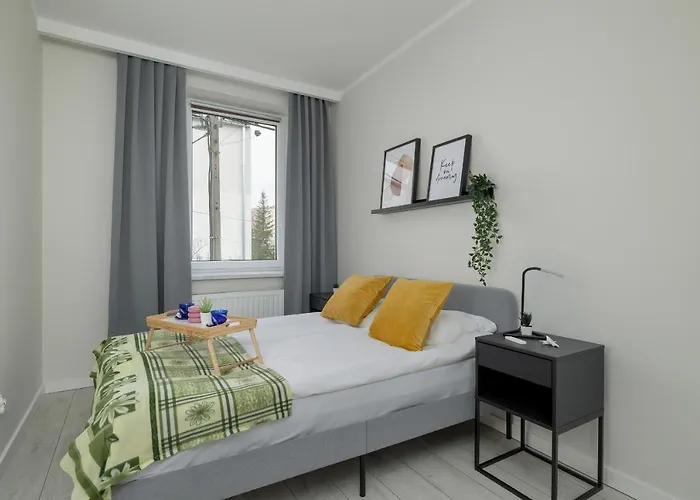 Office - 2-bedroom Corpo-stay In By Renters Cracovia